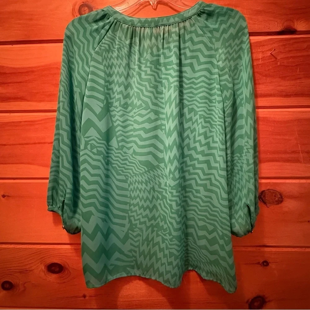 Banana Republic Blouse size Small